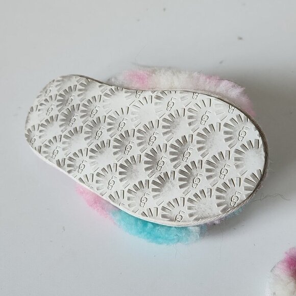 UGG | Slipper Cotton Candy Kids Fluff Yeah Fur Pink Blue baby Sz 8 - Picture 4 of 4